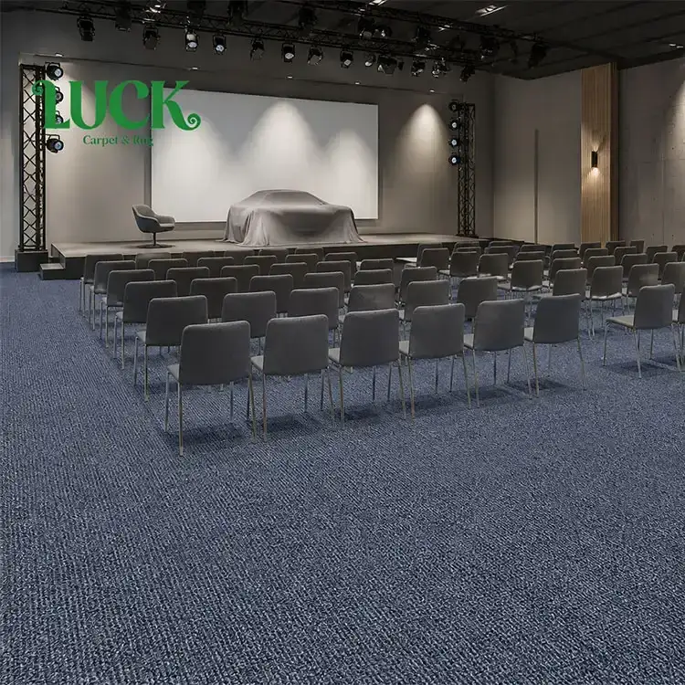 Tapis tufté mur à mur en PP pour spectacle